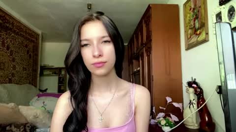 Snapshot of lourabesner chatting on 05/27/26, 08:22 Lora online show from 05/27/26, 08:22