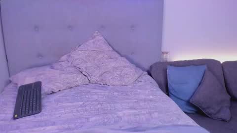 Snapshot of lourreinstounn chatting on 03/20/26, 03:00 Lourrein Stoun Independiente online show from 03/20/26, 03:00