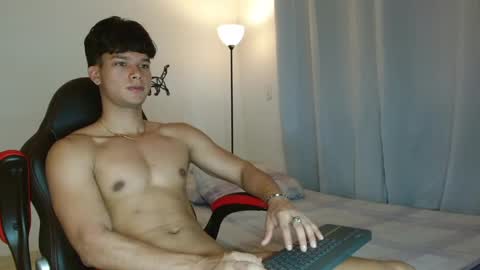 Snapshot of loushd chatting on 12/15/24, 08:15 Lous HD online show from 12/15/24, 08:15