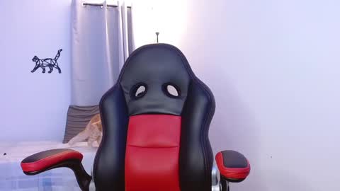 Snapshot of loushd chatting on 02/19/25, 05:27 Lous HD online show from 02/19/25, 05:27