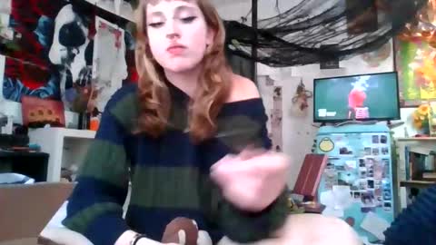 lov3lypixi3 online show from 10/10/25, 11:15