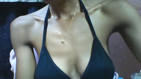 lovaelisa online show from 11/28/25, 08:39