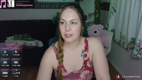 Snapshot of lovalentine chatting on 02/25/25, 05:19 Lo Valentine online show from 02/25/25, 05:19