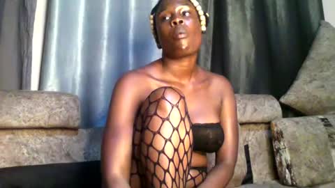 Snapshot of love1378 chatting on 03/03/25, 05:31 Cynthia. A online show from 03/03/25, 05:31