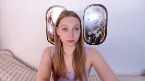 Snapshot of love_bella_ chatting on 04/20/26, 12:13 love bella online show from 04/20/26, 12:13