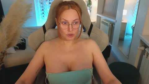 love_call online show from 02/16/25, 11:27