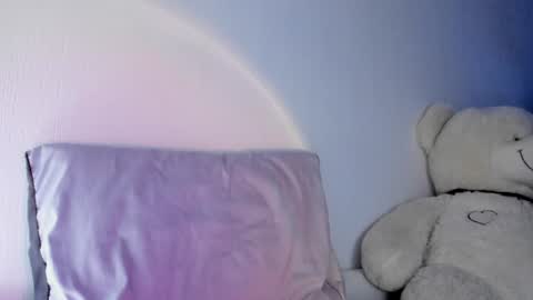 Snapshot of love_coin chatting on 01/09/25, 09:47 Love is name - I want to be your hobby General of hearts troops online show from 01/09/25, 09:47