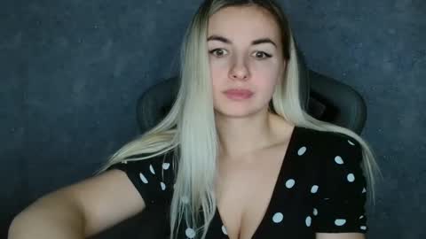 Megane online show from 02/19/25, 02:34