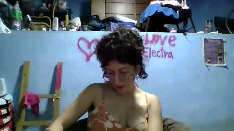 love_electra online show from 11/12/25, 01:50