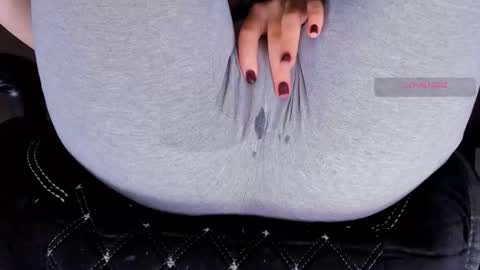 Kira online show from 09/09/25, 03:44