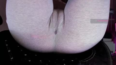 Kira online show from 10/14/25, 10:49