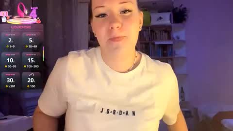 Megan online show from 09/22/25, 05:26