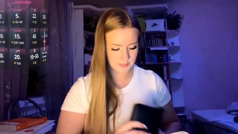 Megan online show from 10/03/25, 03:31