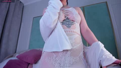 Lola online show from 01/10/25, 07:25