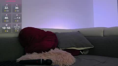Snapshot of love_kyliee chatting on 04/07/26, 11:15 love_kyliee online show from 04/07/26, 11:15