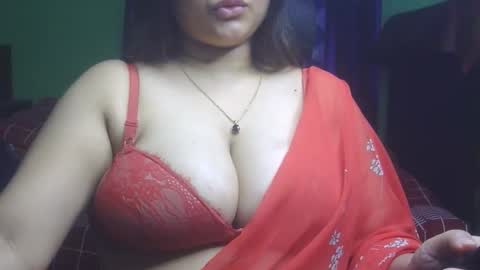 Snapshot of love_luna_angel chatting on 03/16/26, 12:38 Luna online show from 03/16/26, 12:38