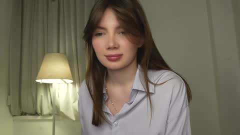 Snapshot of love_machine_ chatting on 03/04/25, 04:52 Sofi online show from 03/04/25, 04:52