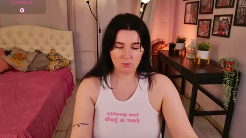 Monika online show from 11/13/25, 10:36