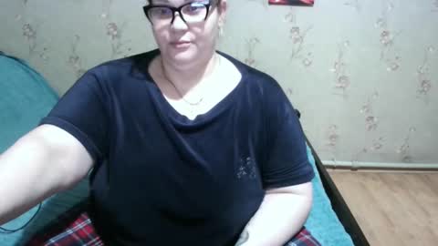 Snapshot of love_milanna chatting on 01/06/25, 04:58 Milana online show from 01/06/25, 04:58