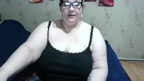 Snapshot of love_milanna chatting on 02/02/25, 02:48 Milana online show from 02/02/25, 02:48