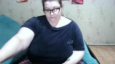 Snapshot of love_milanna chatting on 03/02/25, 12:22 Milana online show from 03/02/25, 12:22