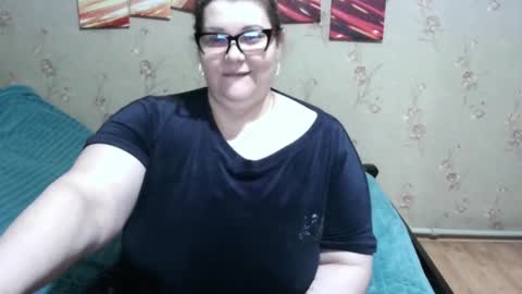 Snapshot of love_milanna chatting on 03/03/25, 03:52 Milana online show from 03/03/25, 03:52