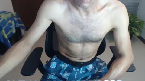 Snapshot of love_room_0206 chatting on 12/21/25, 03:35 Andys and mary online show from 12/21/25, 03:35