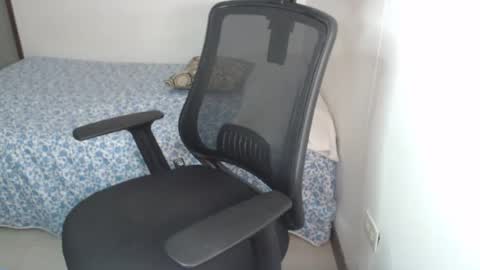 Snapshot of love_room_0206 chatting on 02/18/26, 04:08 Andys and mary online show from 02/18/26, 04:08