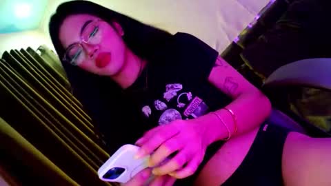 Seren online show from 02/04/26, 07:36