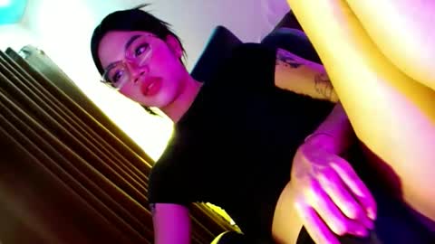 Seren online show from 02/18/26, 05:03