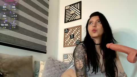 Sharol Leon online show from 09/17/25, 01:29