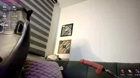 Sharol Leon online show from 10/22/25, 02:56