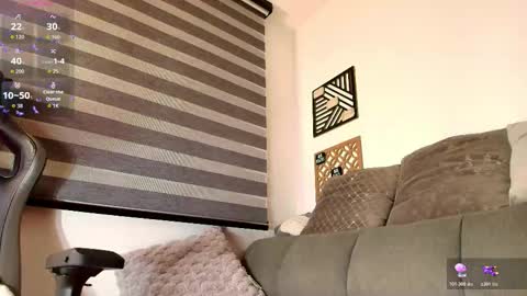 Sharol Leon online show from 10/25/25, 03:03