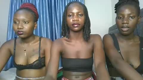 Snapshot of love_spencer1 chatting on 12/20/25, 09:44 love online show from 12/20/25, 09:44