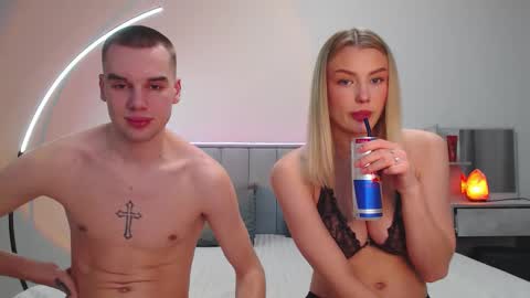 Snapshot of love_vibe chatting on 11/26/25, 08:32 Rimma Anthony online show from 11/26/25, 08:32