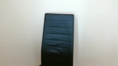 Snapshot of love_vivian chatting on 04/01/26, 01:52 Vivian online show from 04/01/26, 01:52