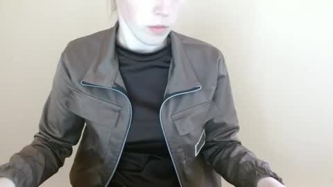 Snapshot of love_vivian chatting on 04/06/26, 11:00 Vivian online show from 04/06/26, 11:00