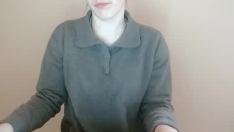 Snapshot of love_vivian chatting on 04/20/26, 11:02 Vivian online show from 04/20/26, 11:02