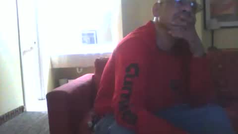 Snapshot of loveazz4me chatting on 11/18/25, 11:58 loveazz4me online show from 11/18/25, 11:58