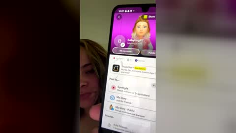 Snapshot of lovebugg25 chatting on 04/27/26, 04:27 lovebugg25 online show from 04/27/26, 04:27