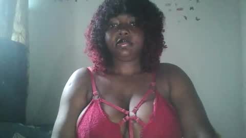 mila online show from 10/07/25, 11:29