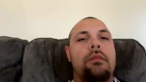 lovecurve_ online show from 10/03/25, 07:22