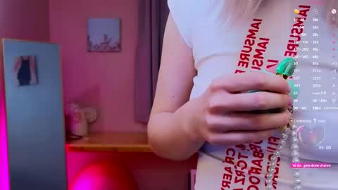 Snapshot of lovedrope chatting on 12/02/25, 05:52 God like girl Ann online show from 12/02/25, 05:52