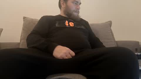 Snapshot of loveepussy59 chatting on 12/17/24, 10:55 Free spirit online show from 12/17/24, 10:55