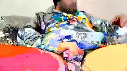 Snapshot of loveepussy59 chatting on 12/19/24, 11:29 Free spirit online show from 12/19/24, 11:29