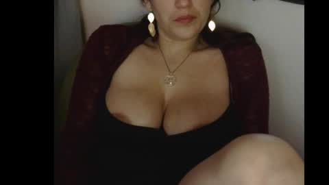 Ashley and Leon online show from 11/04/25, 08:46