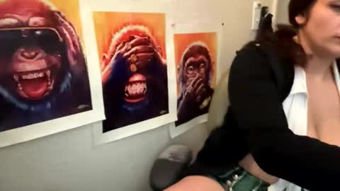 Snapshot of lovefuckingnsucking chatting on 04/11/26, 09:46 Ashley and Leon online show from 04/11/26, 09:46