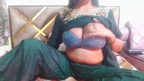 Divya online show from 02/23/25, 02:46