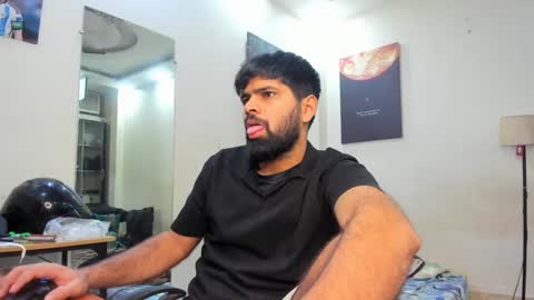 Snapshot of lovehairyindian chatting on 01/08/25, 12:15 Indian hairy online show from 01/08/25, 12:15