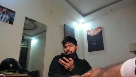 Snapshot of lovehairyindian chatting on 01/09/25, 06:04 Indian hairy online show from 01/09/25, 06:04
